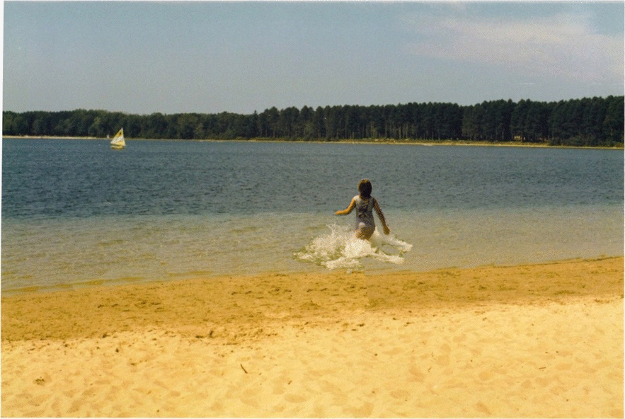 runningbeach.gif